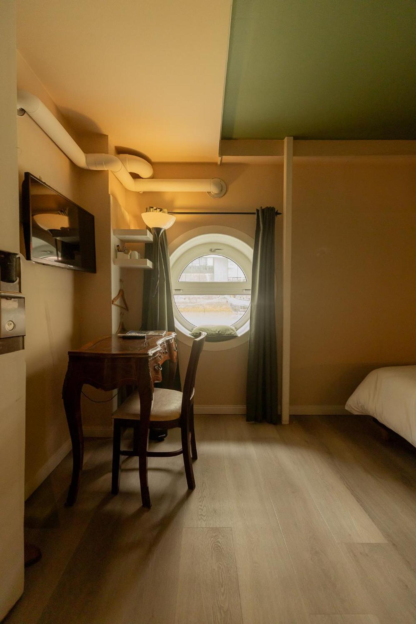 FLOATS by H2OTEL Rotterdam Ngoại thất bức ảnh