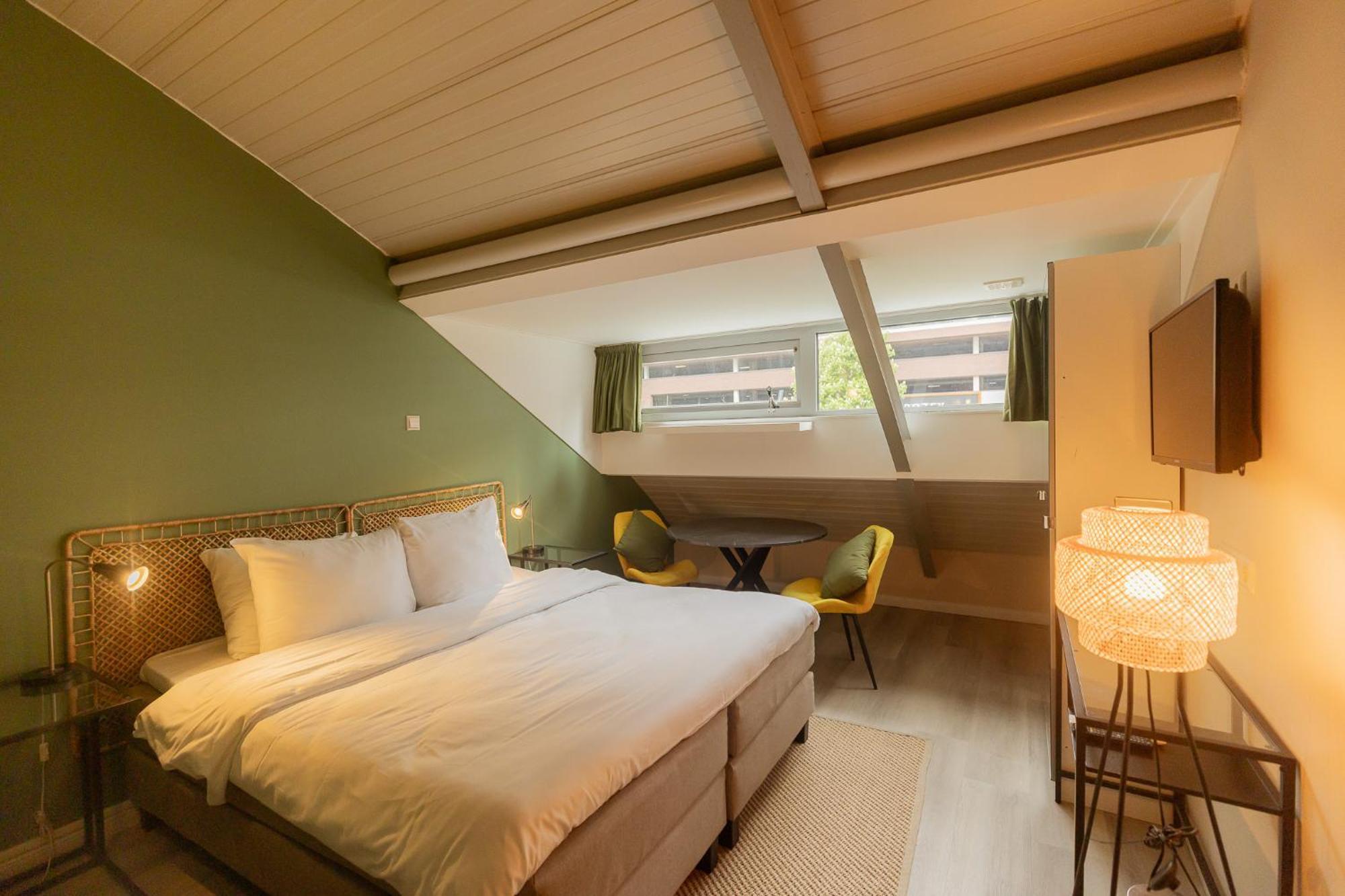 FLOATS by H2OTEL Rotterdam Ngoại thất bức ảnh