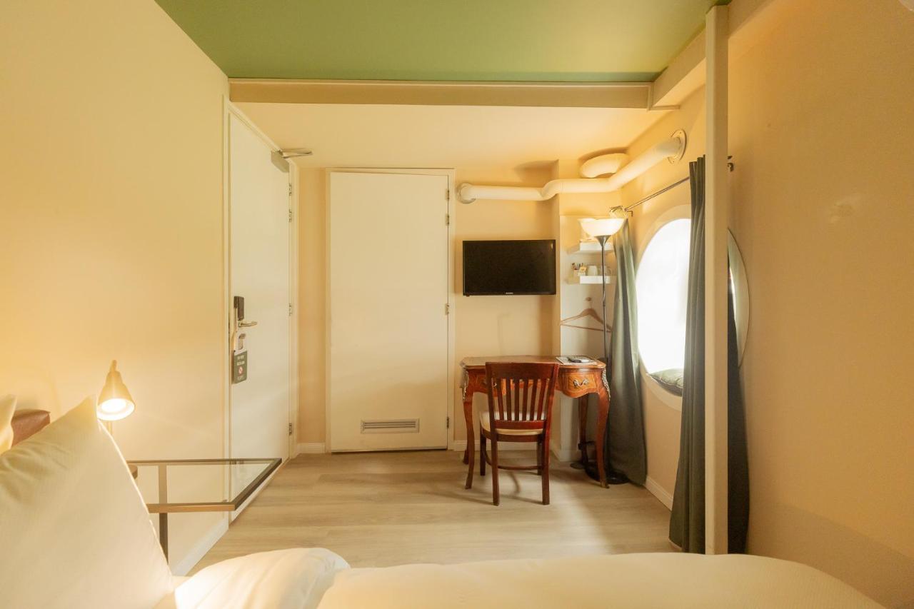 FLOATS by H2OTEL Rotterdam Ngoại thất bức ảnh